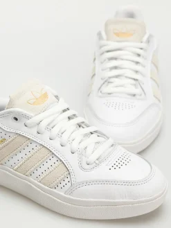 adidas Tyshawn Low Schuhe