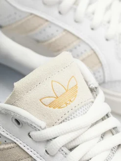 adidas Tyshawn Low Schuhe