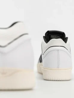 adidas Tyshawn Schuhe