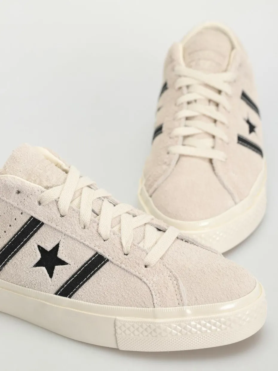 Converse One Star Academy Pro Schuhe