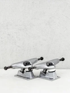 Element Raw Trucks Achsen