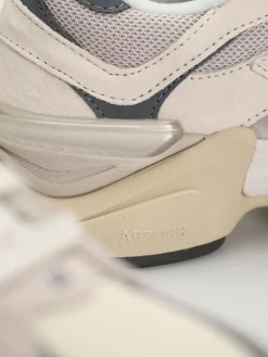 New Balance 9060 Schuhe