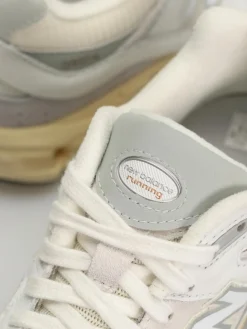 New Balance Schuhe 2002