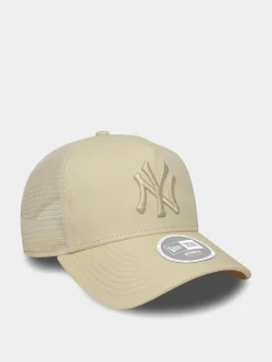 New Era Cap League Essential Trucker New York Yankees Wmn