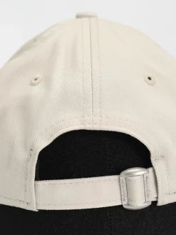 New Era League Essential 9Forty New York Yankees Cap Wmn