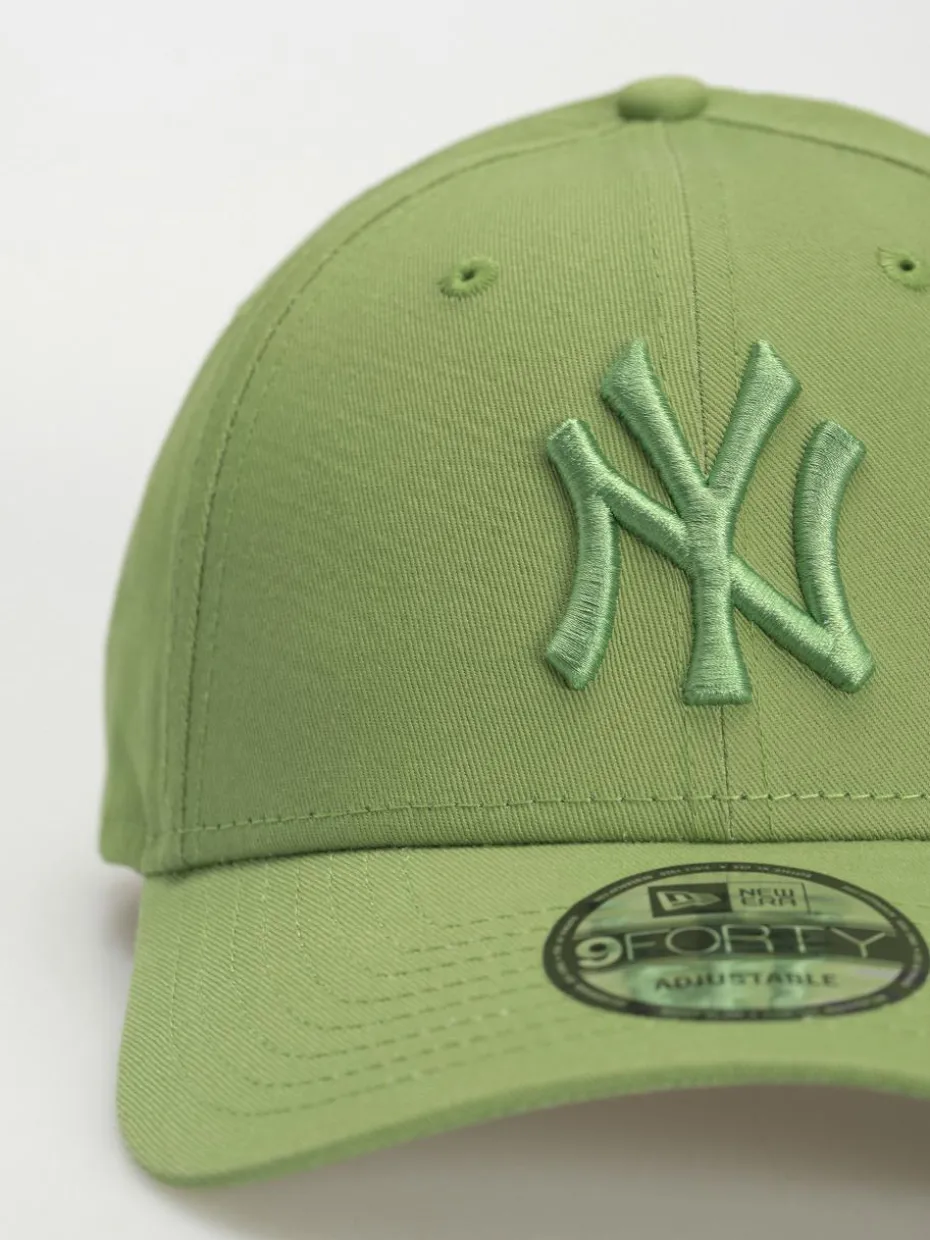 New Era League Essential 9Forty New York Yankees Cap