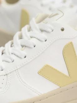 Veja V-10 Schuhe Wmn
